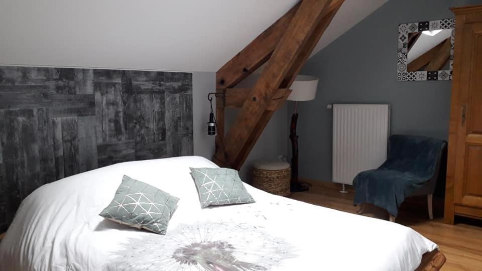 La Pierre Trouee Chambre D'Hotes Châteauneuf-de-Randon Exteriör bild