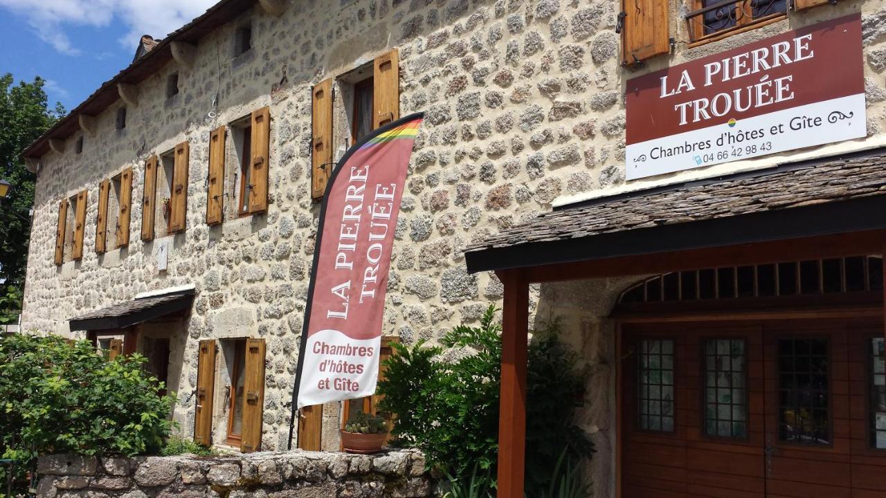 La Pierre Trouee Chambre D'Hotes Châteauneuf-de-Randon Exteriör bild